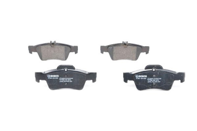 Set di 4 pastiglie freno BOSCH 0 986 424 699