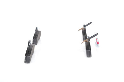 Set di 4 pastiglie freno BOSCH 0 986 467 411