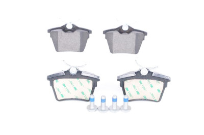 Set di 4 pastiglie freno BOSCH 0 986 494 095