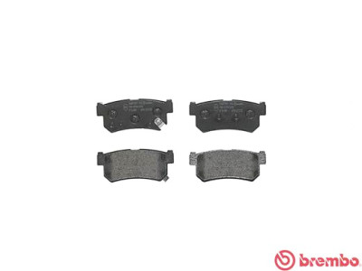 Set di 4 pastiglie freno BREMBO P 15 010