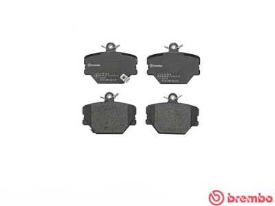 Set di 4 pastiglie freno BREMBO P 50 038