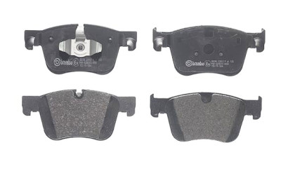 Set di 4 pastiglie freno BREMBO P 61 135