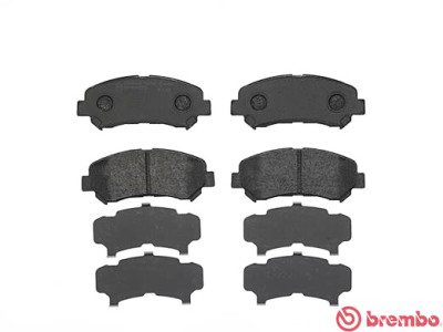 Set di 4 pastiglie freno BREMBO P 79 028