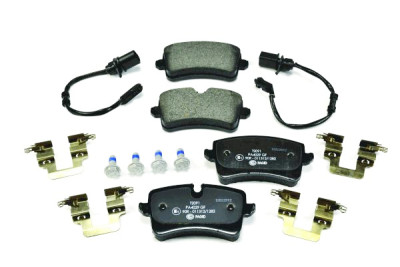 Set di pastiglie freno HELLA 8DB 355 016-011