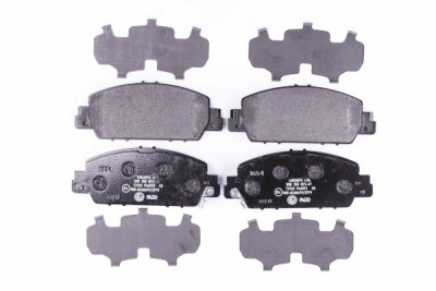Set di pastiglie freno HELLA 8DB 355 021-471