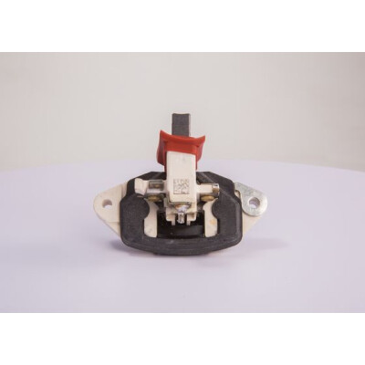 Regolatore alternatore